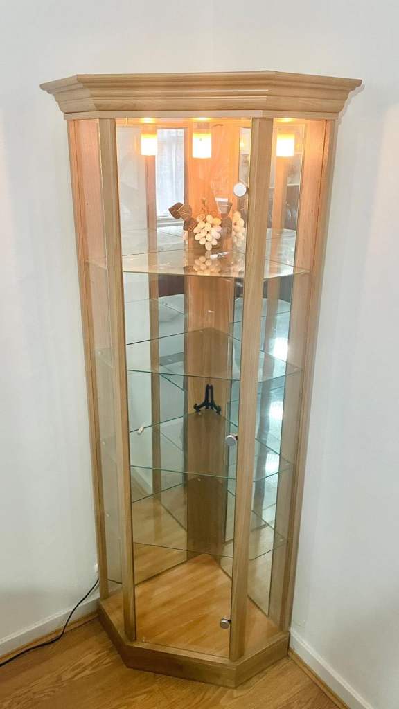 Corner Glass Display Cabinet – Light Oak 