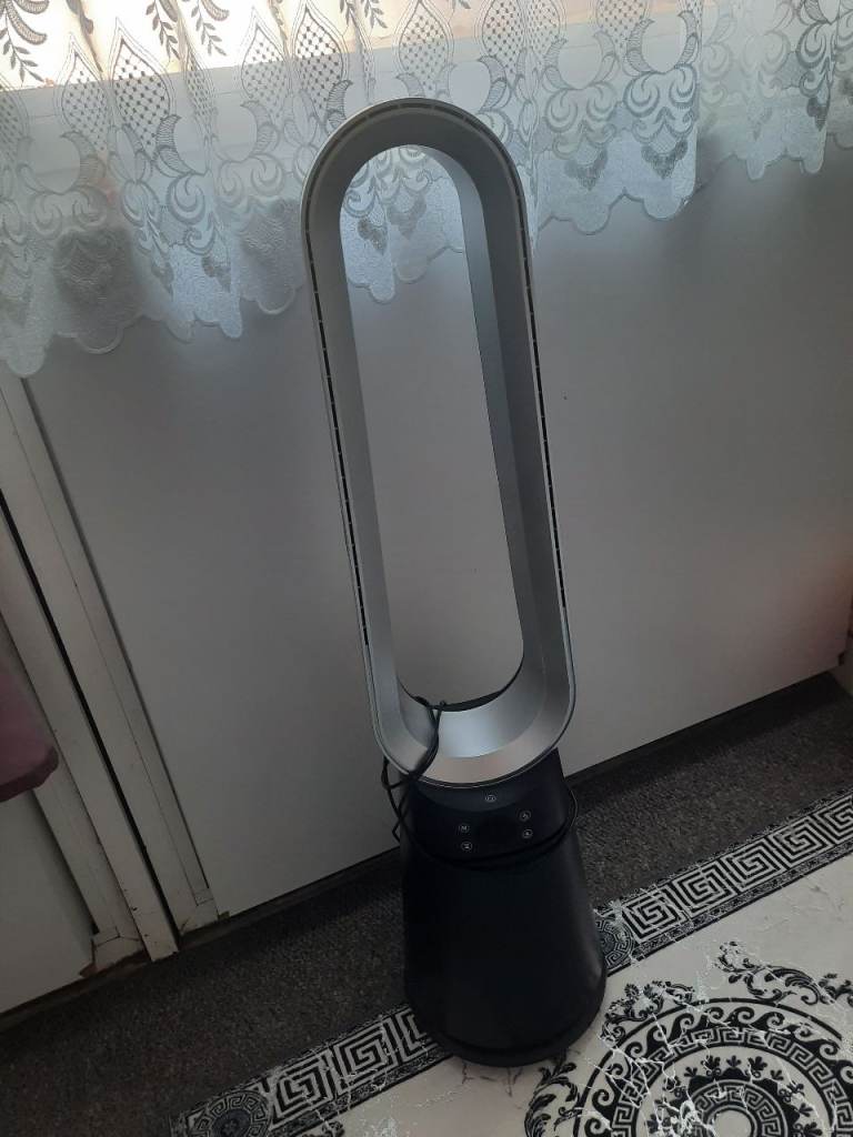  Bladeless Fan - Silver/Black, Good Condition