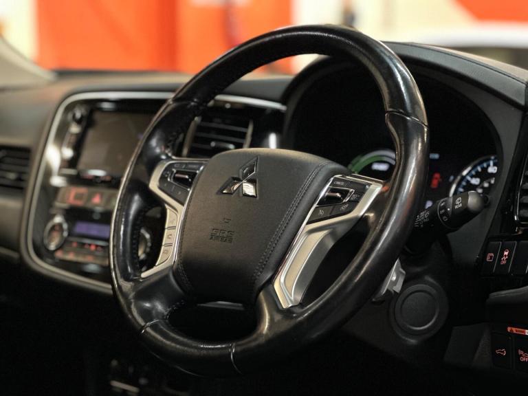 2016 Mitsubishi Outlander 2.0 PHEV GX4h 5dr Auto ESTATE PETROL/ELECTRIC Automatic