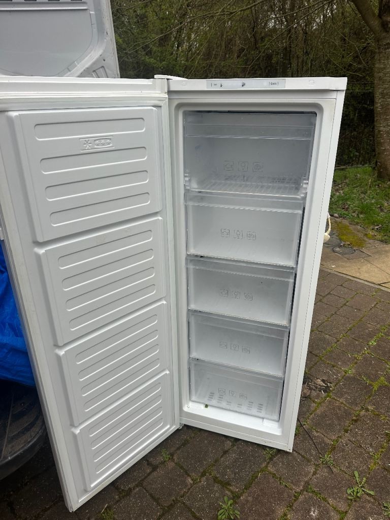Upright frost free beko freezer in very good condition perfectly working free delivery 