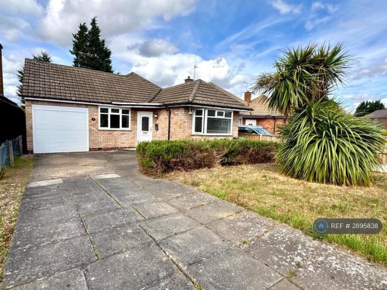 2 bedroom house in Thirlmere Road, Wigston, LE18 (2 bed) (#2895838)