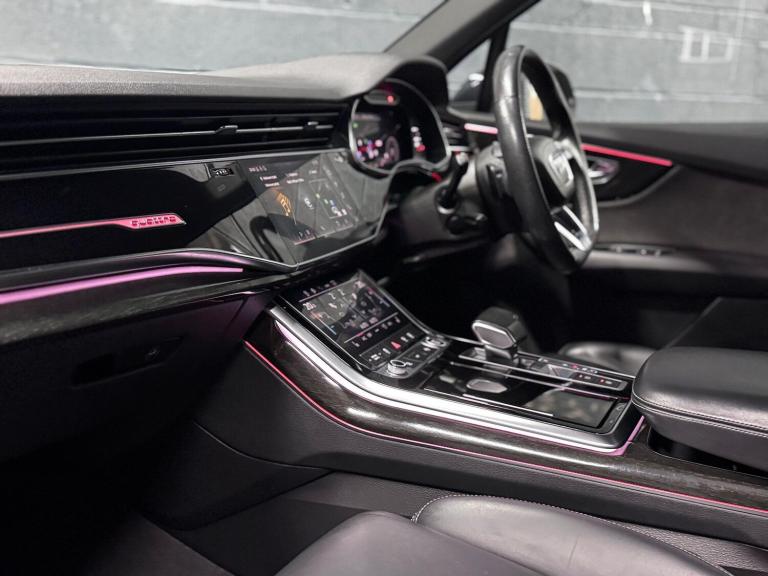 AUDI Q7 3.0 TFSI V6 55 Black Edition 2021