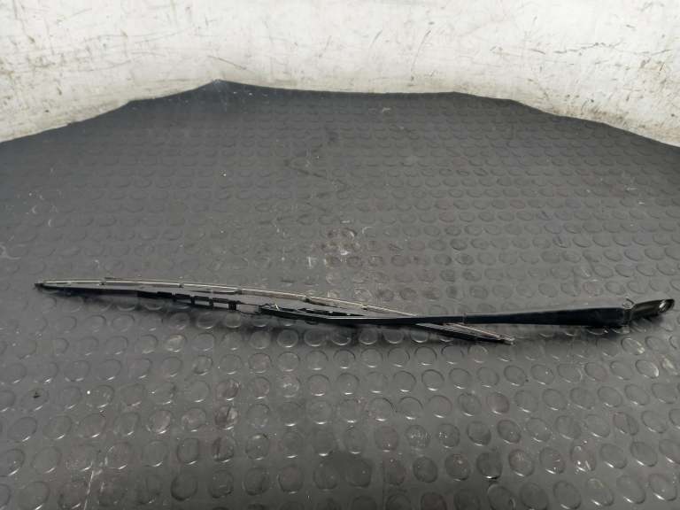 Porsche 911 Wiper Arm Front Right 2005-2012 2 Door Coupe