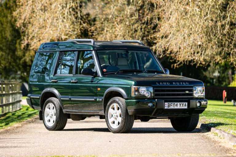  Land Rover Discovery ES Premium TD5A Automatic
