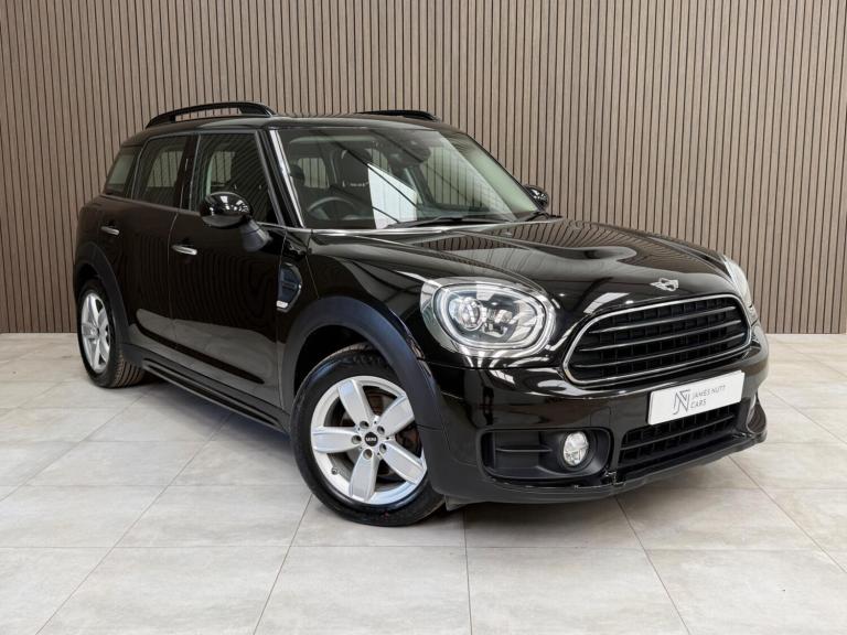 2017 MINI Countryman 1.5 Cooper Euro 6 (s/s) 5dr HATCHBACK Petrol Manual
