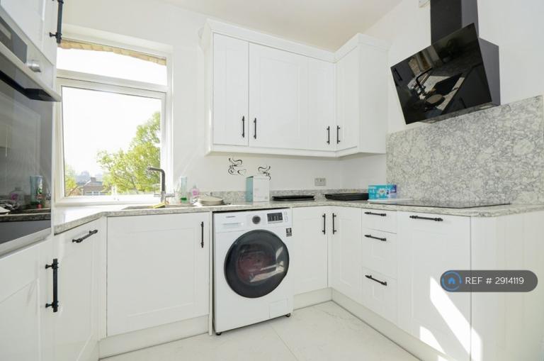 1 bedroom in Hindes Road, Harrow, HA1 (#2914119)