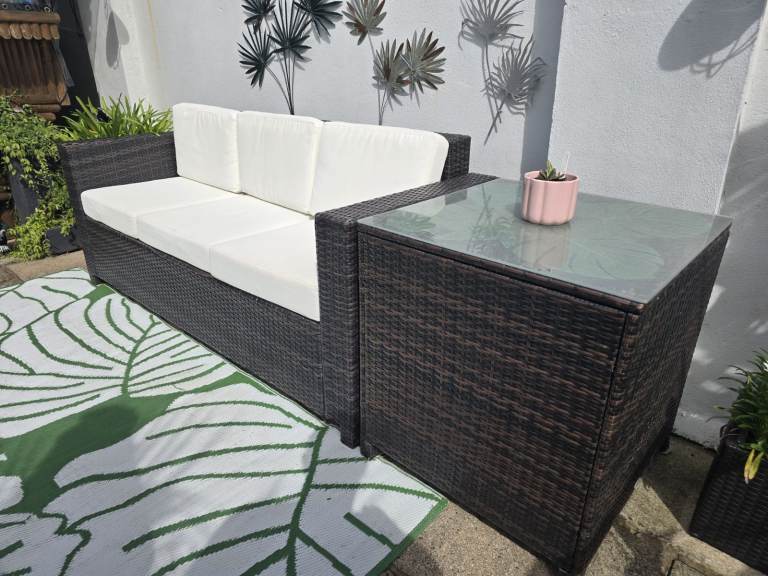 3 seater rattan outdoor sofa