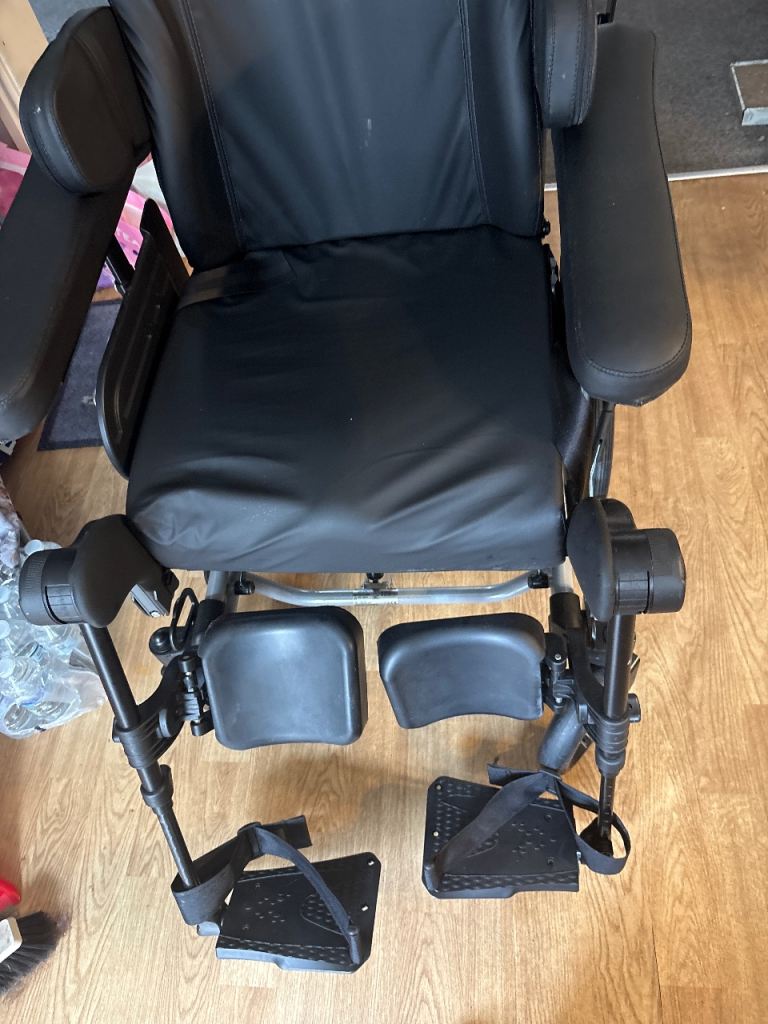 Invacare rea azalea wheel chair 