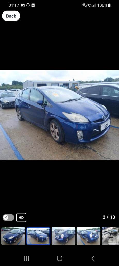 Toyota prius 2011 breaking 