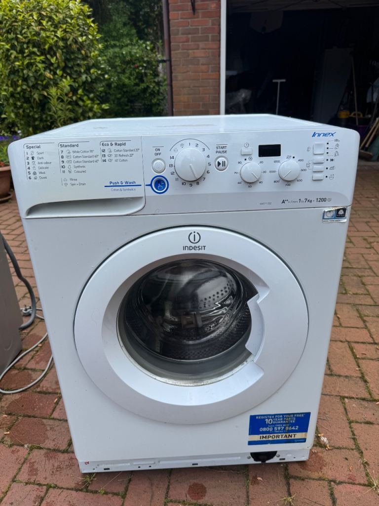 Indesit IWC 71252 Washing Machine – Good Working Order
