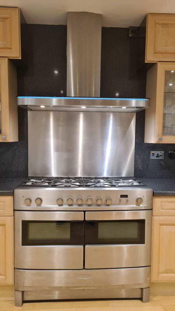Rangemaster Elite 110 Dual Fuel Cooker with matching splashback and extractor hood