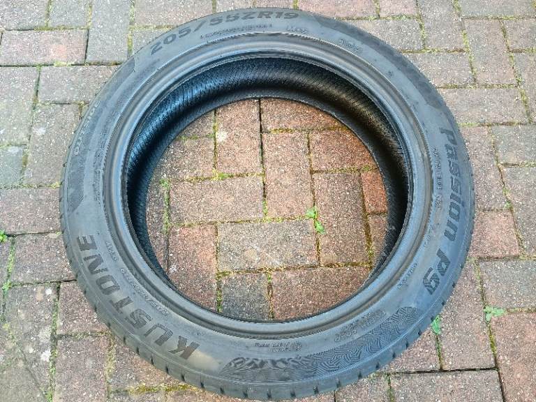 205 55 19" TYRES (PAIR) FOR ALLOYS WHEELS