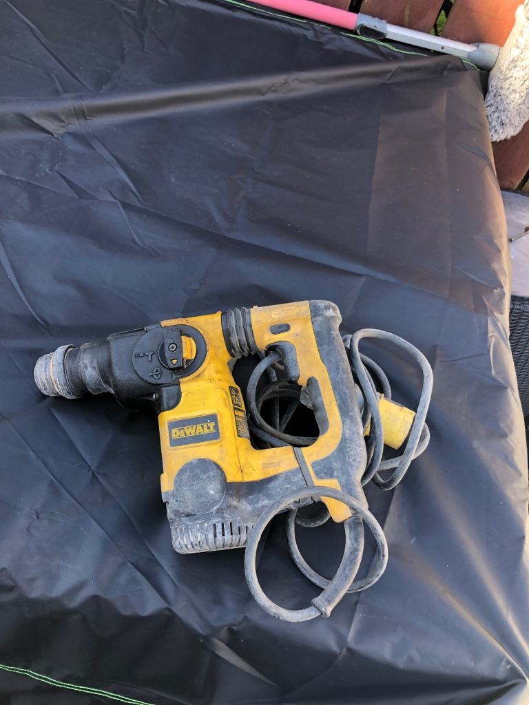 Dewalt 110 sds drill 