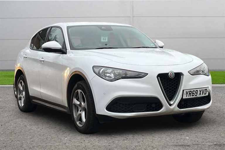 2019 Alfa Romeo Stelvio 2.0 TURBO 200 SUPER 5DR AUTO Estate Petrol Automatic