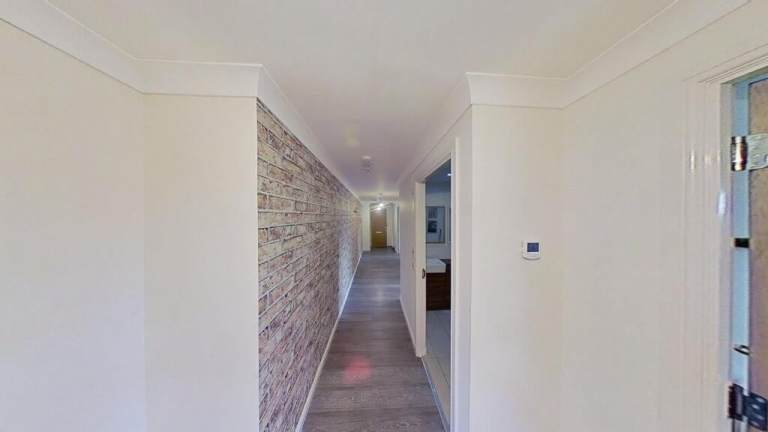 1 Room available  Edinburgh, EH12
