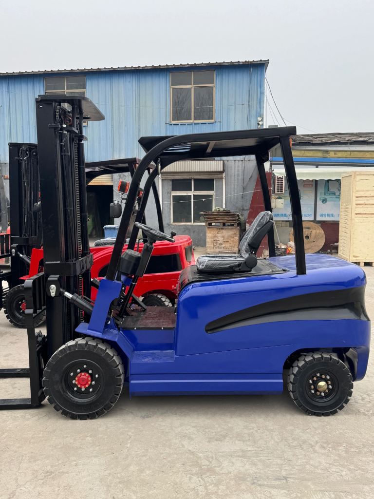 Brand new electric fork lift