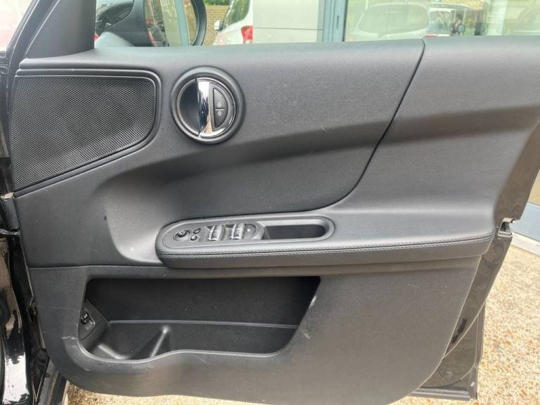 2019 19 MINI COUNTRYMAN 1.5 COOPER SUV 5DR PETROL STEPTRONIC EURO 6 (S/S) (136 P