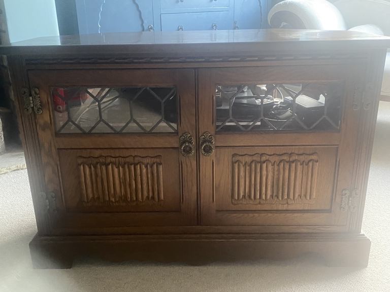 Old Charm corner TV cabinet