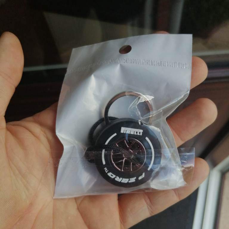 F1 Pirelli Tyre Keyring - Formula 1