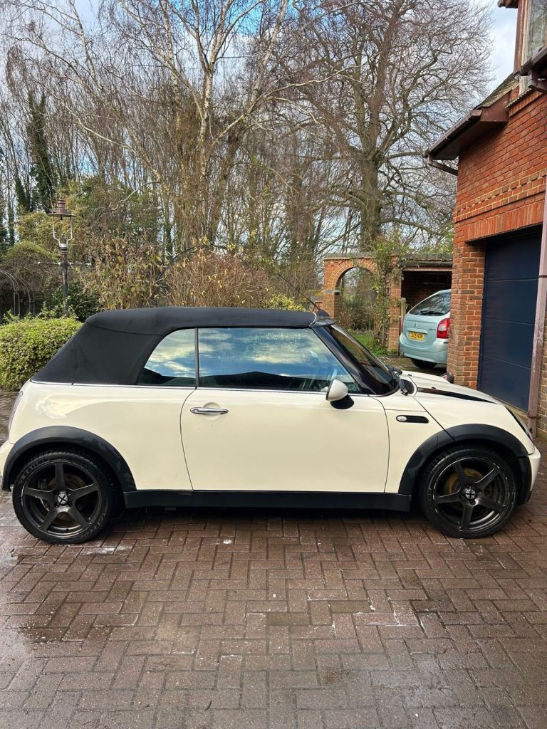 Mini, CONVERTIBLE, Convertible, 2008, Manual, 1598 (cc), 2 doors