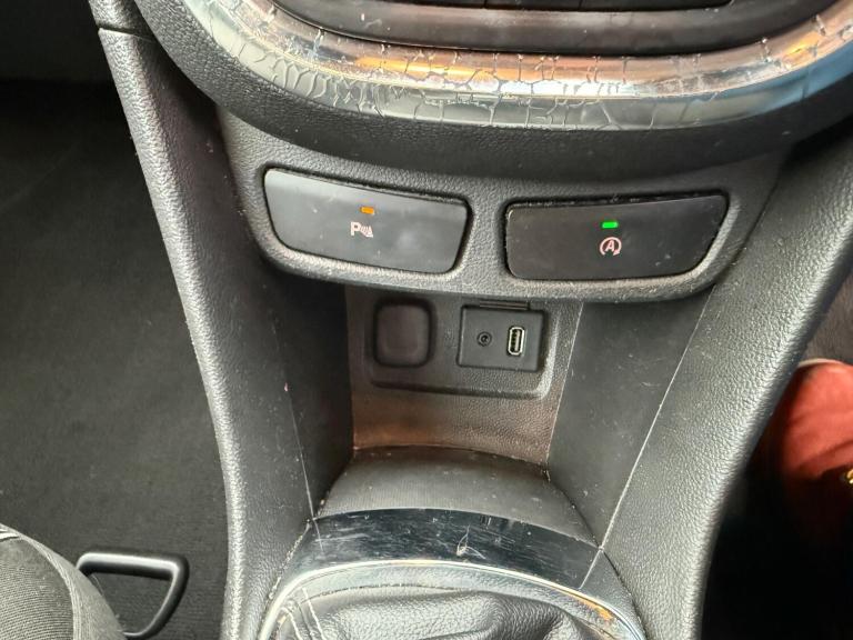 2015 Vauxhall Mokka 1.4T Tech Line 5dr HATCHBACK PETROL Manual