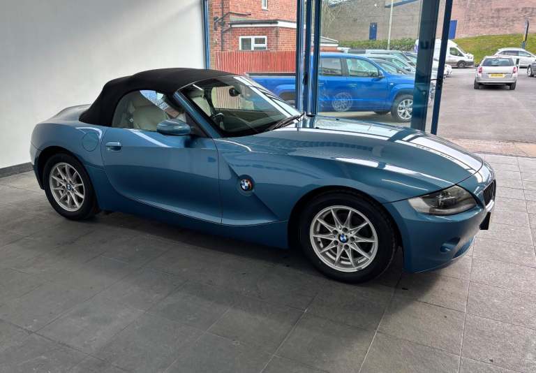 BMW Z4 2.0 Z4 2.0i SE Roadster 2005