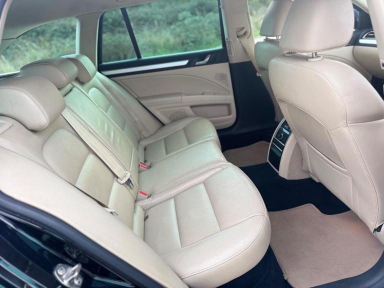 2014 Skoda Superb 2.0 TDI Elegance DSG 4WD Euro 5 (s/s) 5dr ESTATE Diesel Automatic