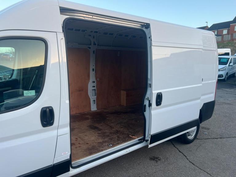 2022 Peugeot Boxer 2.2 BlueHDi H2 Professional Van 140ps PANEL VAN DIESEL Manual