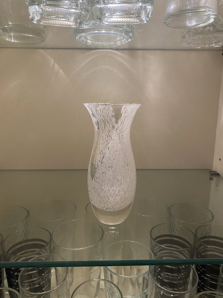 Glass vase