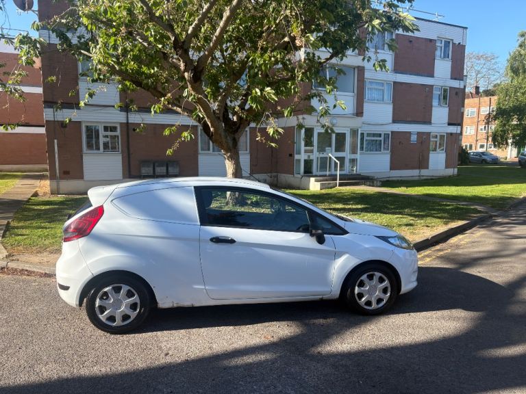 Ford, FIESTA, Car Derived Van, 2011, Manual, 1560 (cc)