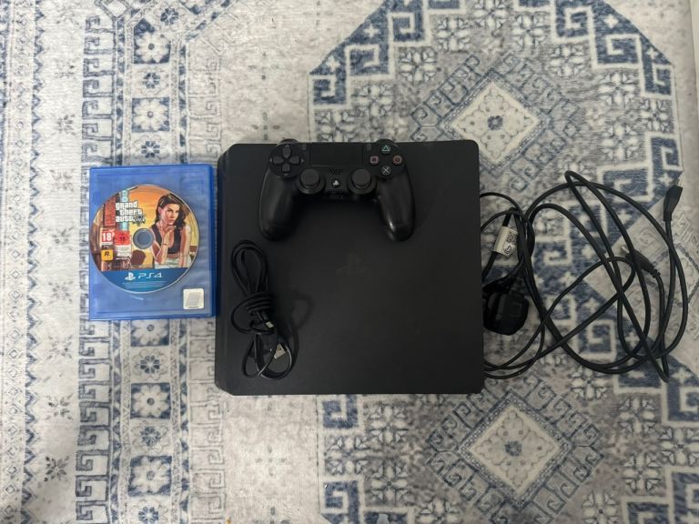 Sony PlayStation 4 (PS4 1TB) Slim Console - Good Condition, Controller & GTA V