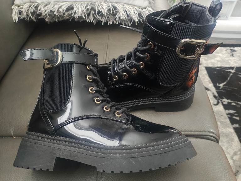 Ladies patent boots 