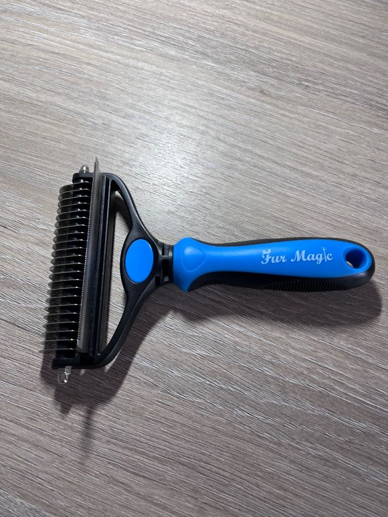 Fur Magic Deshedding and Dematting Tool 2-In-1 Double-Sided Dog / Cat Grooming Brush - Brand New