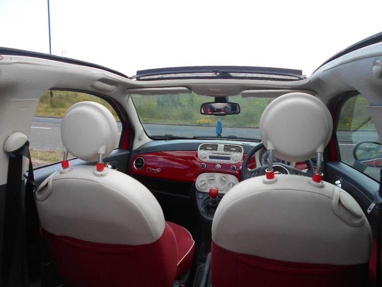 FIAT 500 POPULAR CONVERTIBLE STUNNING RED 2010 £35 ROAD TAX BARGAIN ONLY £2295 *LOOK* PX/DELIVERY