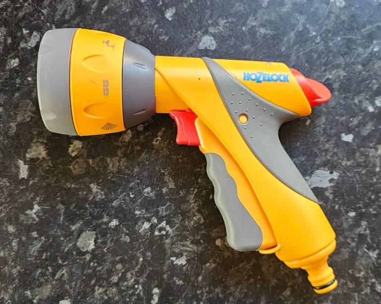 Hozelock Multi Spray Plus Nozzle Garden Hose Pipe Water Gun 6 Functions