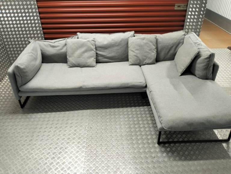 MADE CORNER SOFA DELIVERY AVAILABLE TODAY 