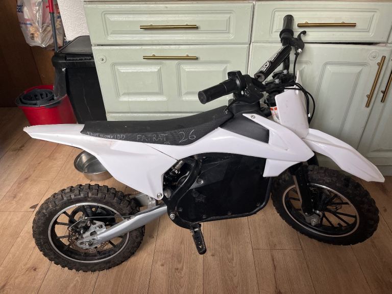Kids Electric Dirt Bike – White, Good Condition