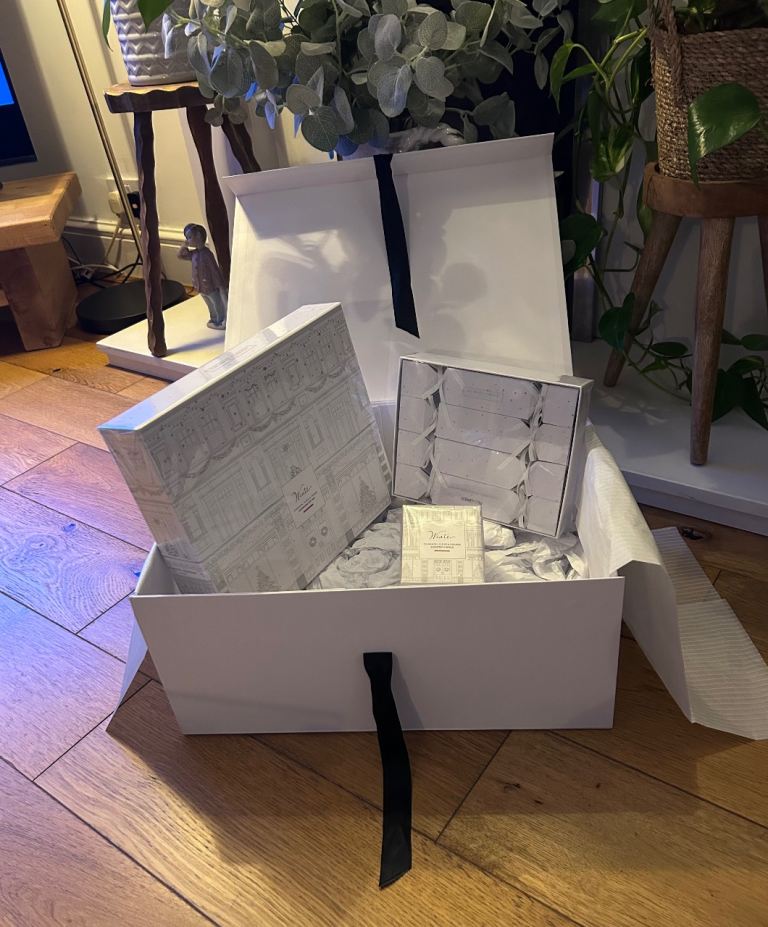 Great Valentine Gift! / ❤️ The White Company Gift Box Set 