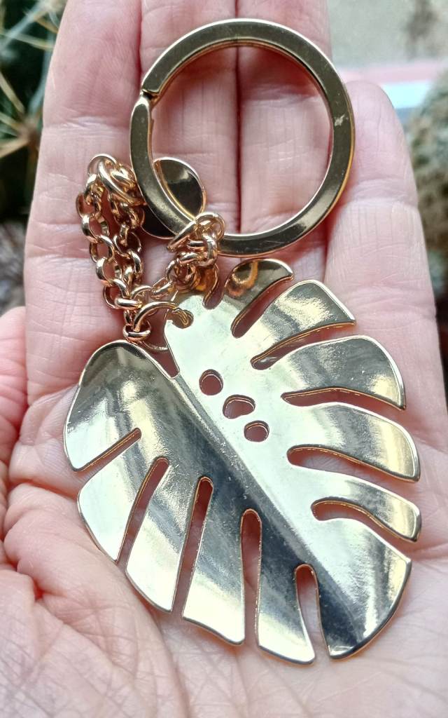 Monstera Key Ring / Bag charm - goldtone