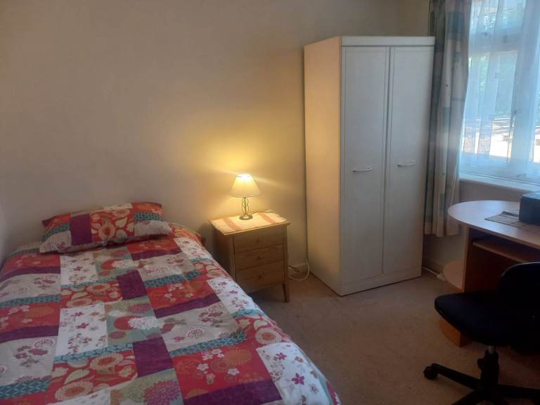Single Room, Westbourne, Bournemouth. Suit University Student