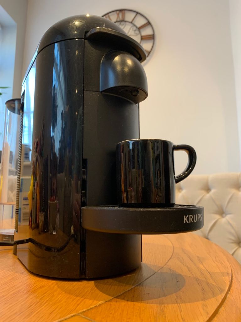 Nespresso Vertuo coffee espresso pod Machine RRP £175