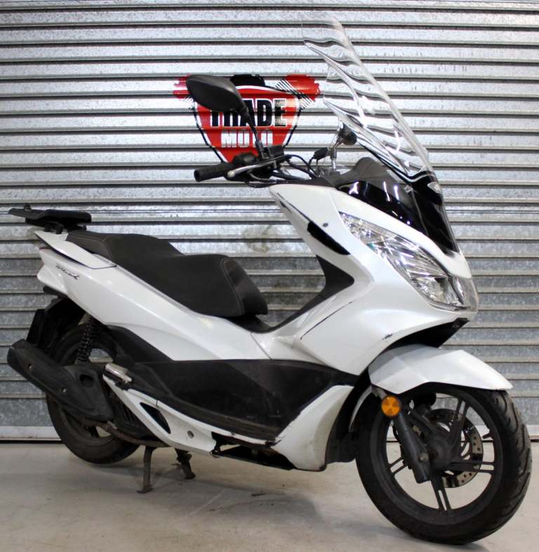 2018 18 HONDA WW PCX 125 EX2-H WHITE SCOOTER TRADE SALE CAT N 33K NEW MOT PCX125