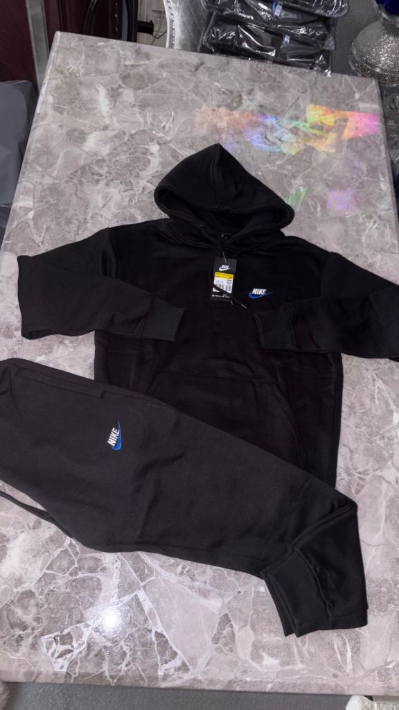 Mens tracksuit size XL