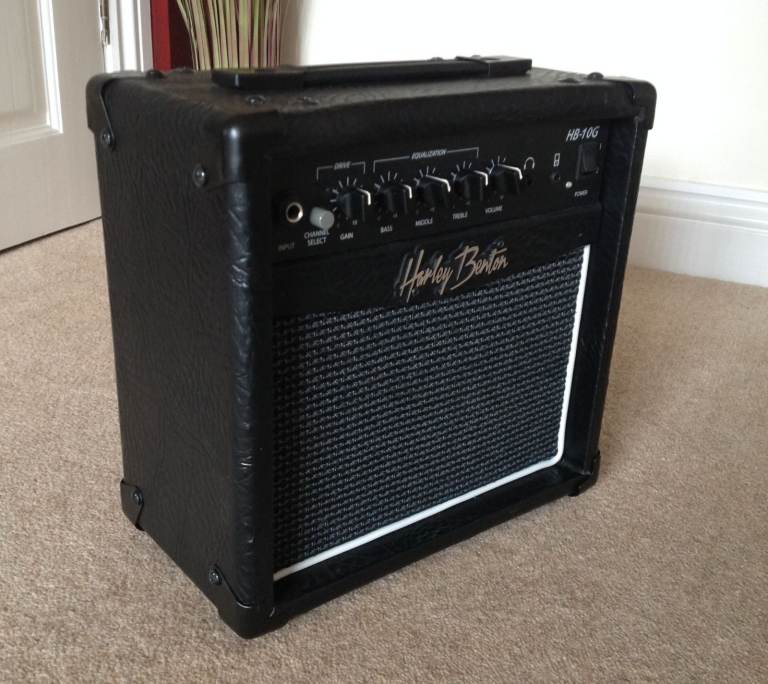 L@@K Guitar practice amp *PRICE DROP  *THIS WEEKEND ONLY