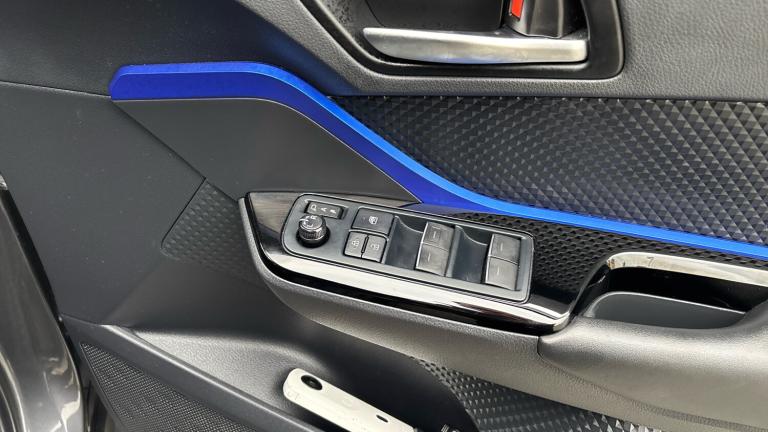 2021 Toyota C-HR 2.0 Hybrid Dynamic 5dr CVT Hybrid Hatchback Hatchback Hybrid Automatic