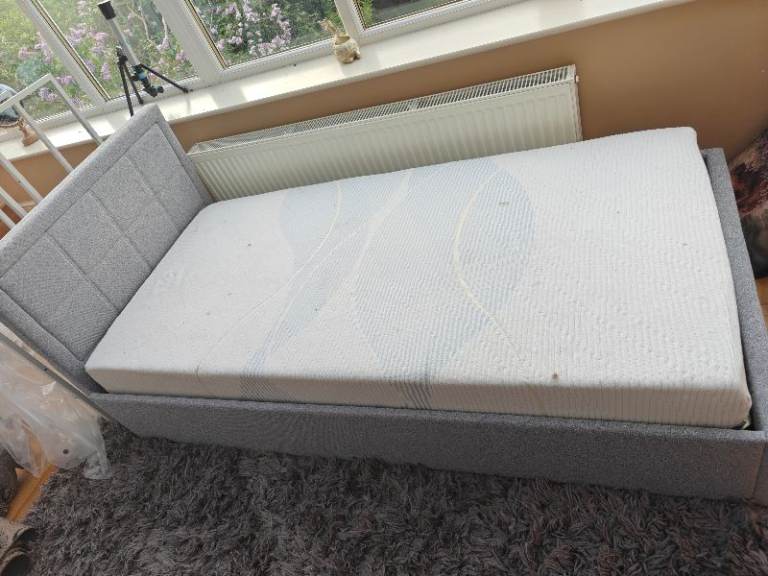 Single bed with storage