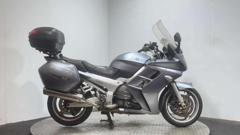 Yamaha FJR1300 2003 GOOD RUNNING SPORTS TOURER PROJECT BIKE 1300CC