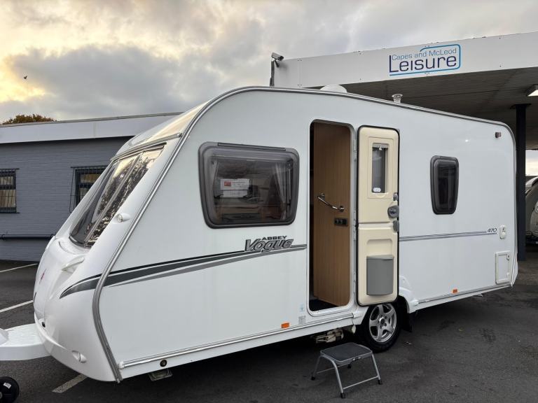 ABBEY VOGUE 470, 4 BERTH CARAVAN, FIXED DOUBLE BED, MOTOR MOVER ........NOW SOLD