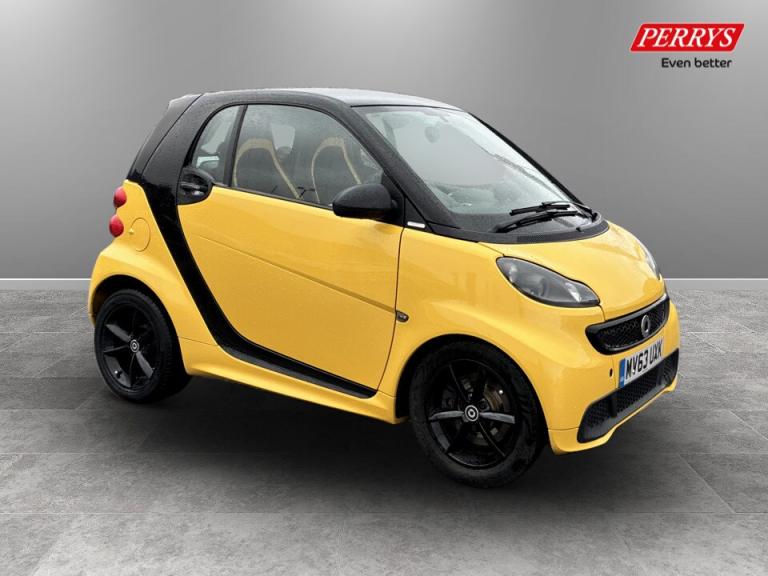 2013 smart fortwo Cityflame mhd 2dr Softouch Auto Coupe PETROL Automatic