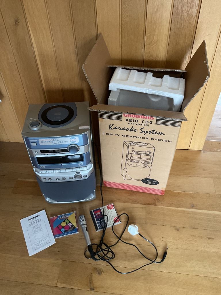 Goodmans Karaoke System with 2 discs